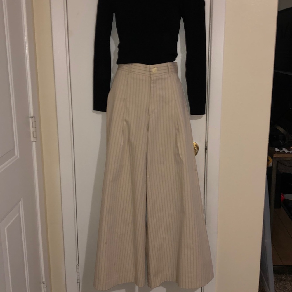 Super wide leg crops! Great for work!